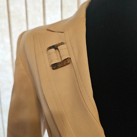 Escada Beige New Wool Pants Suit. Size 34 (small) - Picture 4 of 13